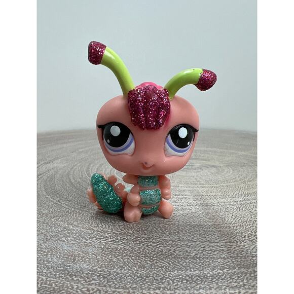 Littlest Pet Shop LPS Insect Centipede #2145 Replacement Pet 2011 - Picture 1 of 6